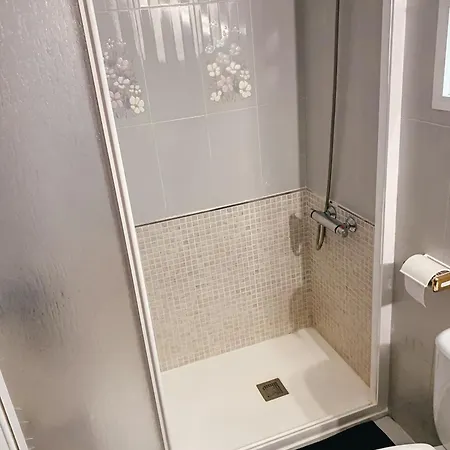 Pink Flamingo • In Appartement